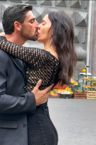 Irina Shayk ve Michele Morrone sokak ortasında öpüştü! Aşk sandılar ama sebebi başka